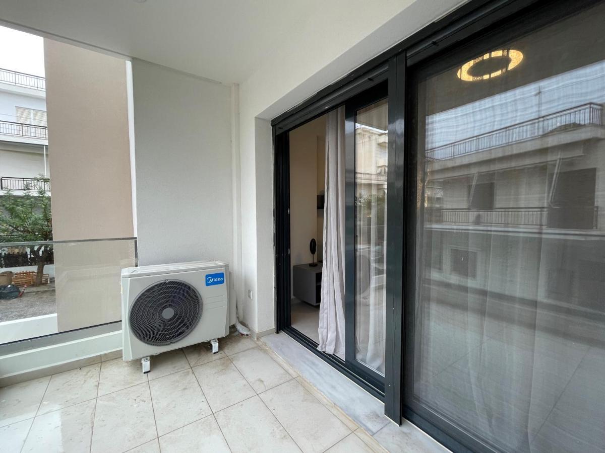 Gleaming Apartments Near Athens Metro Mall Экстерьер фото